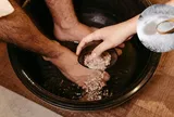Mùi hôi chân dai dẳng đến mấy cũng có thể cải thiện nhờ áp dụng những mẹo này