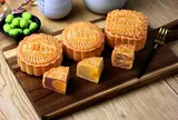 5 nhóm người nên hạn chế ăn bánh Trung thu
