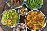 Dân mạng rần rần "xin vía" mâm cơm "thi đâu đậu đó" mẹ nấu cho con