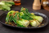 Cải thìa chứa nitrat có gây ung thư? Có cần chần nước sôi trước khi nấu? Chuyên gia dinh dưỡng giải thích sự thật