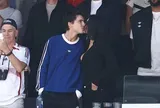 Không chỉ có bóng đá, chung kết World Cup 2026 còn trở thành "sàn diễn" tình cảm của Kylie Jenner và Timothée Chalamet