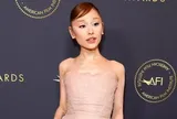 Từ Ariana Grande đến mạng xã hội: Vì sao chúng ta ngày càng ám ảnh với cơ thể của người nổi tiếng?