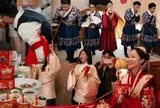 Đám cưới giới trẻ Trung Quốc "đổi luật chơi": Trà sữa thay rượu, que cay lên bàn tiệc