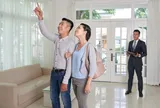 Đi xem nhà, đừng chỉ nhìn căn hộ: 7 thứ cần kiểm tra trước khi xuống tiền