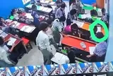 Xót xa bé gái gục xuống ngay tại bàn học rồi tử vong: Hình ảnh từ camera giám sát