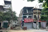 Đào móng xây công trình khiến nhà bên nứt toác, 10 hộ phải sơ tán: Trách nhiệm pháp lý và nghĩa vụ bồi thường thuộc về ai?