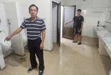 Tài xế ném gói vàng hơn 0,5kg trị giá hơn 1,8 tỷ đồng vào nhà vệ sinh khi bị kiểm tra