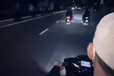 Phía sau vụ 39 thiếu niên vác dao kiếm náo loạn trong đêm: Nỗi lòng người mẹ đưa con đến cơ quan công an