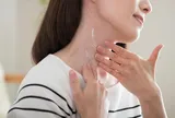5 bài massage vùng cổ giúp cải thiện nếp nhăn và hạn chế chảy xệ