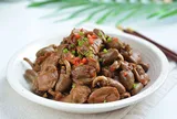 1 bộ phận của con gà nhiều người bỏ đi, hóa ra lại là món ăn 'đại bổ' nếu biết dùng đúng cách