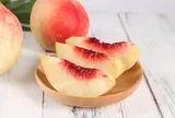 Sai lầm nhiều người mắc khi ăn quả đào mùa hè: 4 điều cần nhớ để tránh hại sức khỏe