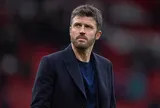 Hòa đau Tottenham dù đá hơn người, Man Utd chạm đáy 40 năm: HLV Carrick đếm ngày rời Old Trafford?