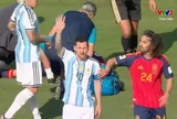 Đòi trọng tài rút thẻ đỏ với Cucurella, Messi hứng chỉ trích sau chung kết World Cup 2026