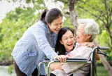 Muốn con cái sống hạnh phúc, cha mẹ về già nên tránh 3 cách ứng xử này