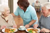 Điều bác sĩ 63 tuổi làm mỗi tối để giữ cơ thể trẻ như tuổi 43