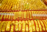 Giá vàng chiều 2/4: Đột ngột quay đầu, từ sáng tới chiều giảm mạnh tới 3,3 triệu đồng mỗi lượng