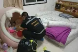 Thái Lan: Bé gái 7 tuổi được phát hiện tử vong trong phòng ngủ với vết thương ở cổ, danh tính nghi phạm khiến nhiều người bàng hoàng