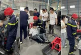"Nghẹt thở" giải cứu kỹ sư mắc kẹt trong máy in công nghiệp suốt 45 phút, tình trạng sau đó khiến nhiều người lo lắng