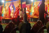 Clip: Khoảnh khắc cả hội trường chết lặng khi cô dâu bất ngờ trao vòng hoa cho... người yêu ngay trước mặt chú rể