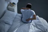 Nhiều người nghĩ chỉ là mất ngủ thông thường, nhưng cơ thể có thể đang âm thầm cảnh báo bệnh gan, thận