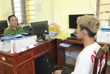Phát hiện cụ bà bị đánh bất tỉnh phía sau nhà, công an nhanh chóng bắt giữ tên cướp "nhí" 16 tuổi