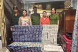 Khám xét khẩn cấp nơi ở của "nữ quái" Phan Thị Ngọc Ánh, công an thu giữ hàng nghìn bao thuốc lá nhập lậu