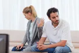 Những dấu hiệu cảnh báo phụ nữ có thể đang yêu sai người mà không nhận ra