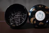 Chỉ là những lá trà khô nhỏ bé nhưng trị giá gần 5 tỷ đồng/kg, được giới nhà giàu săn lùng ráo riết: Muốn mua không chỉ cần tiền mà còn phải có “quan hệ”