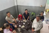 Bắt quả tang nhóm đối tượng tổ chức "đánh phỏm" ăn tiền