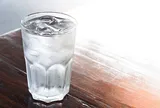 Điều gì xảy ra với cơ thể nếu bạn duy trì thói quen uống nước lạnh mỗi ngày?