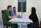 Tạt chất bẩn vào cửa hàng quần áo để "dằn mặt", "nữ quái" Võ Thị Hằng cùng đồng bọn bị bắt