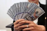 Người đàn ông vỡ òa khi biết mình trúng độc đắc hơn 46 tỷ đồng