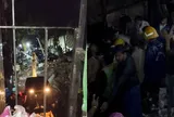 Camera ghi lại hiện trường đau lòng vụ sập toà nhà cao tầng tại Ấn Độ, ít nhất 6 người tử vong thương tâm