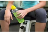 Nhiều người uống nước tăng lực mỗi sáng để tỉnh táo, nhưng không ngờ thói quen này có thể làm hại thận: Chuyên gia cảnh báo điều này