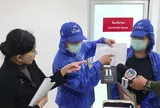 Bé trai 5 ngày tuổi tử vong thương tâm, gia đình sững sờ khi thấy 5 bàn tiệc phía sau tấm rèm nhựa: Phía bệnh viện giải thích ra sao?