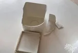 Bé trai 1 tuổi làm vỡ hộp khăn giấy, bị khách sạn "bắt đền" hơn 3 triệu đồng