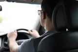Ban ngày làm việc trong phòng lab, buổi tối chạy Uber, vị tiến sĩ bất ngờ mang về 2,6 tỷ đồng sau 1 chuyến xe