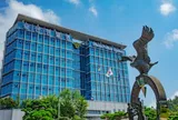 2 nữ sinh THCS cùng rơi từ tòa nhà thương mại, cảnh sát kiểm tra điện thoại mới phát hiện những nội dung chưa được công bố