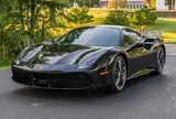 Siêu xe Ferrari bị xước gương, nứt cửa nhưng chủ xe "trắng tay" khi đòi bồi thường chỉ vì lý do này