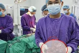 Người đàn ông sụt cân nhưng bụng ngày càng phình to, người đàn ông sốc khi bác sĩ gắp ra thứ "đáng sợ" nặng 2kg bên trong
