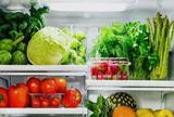 Vì sao rau mới mua vài ngày đã úng hỏng dù để trong tủ lạnh? Nguyên nhân từ thói quen nhiều người mắc