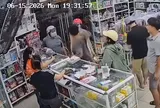 Vụ clip bé gái bị xô suýt ngã, mẹ bị đấm vào mặt ở Khánh Hòa: Thông tin mới nhất từ cơ quan chức năng
