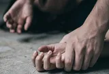 Vụ bé gái 12 tuổi bị 4 thiếu niên hiếp dâm: Nạn nhân bị giở trò sau khi uống rượu