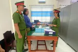Dụ dỗ thiếu nữ 15 tuổi "làm chuyện người lớn" trong nhà trọ, Phan Văn Nghĩa bị bắt tạm giam