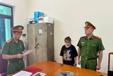 Cô gái 18 tuổi bị khởi tố sau khi điều khiển xe đạp điện tông cụ bà tử vong