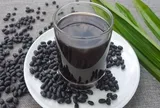 Người mắc 1 trong 5 bệnh này không được uống nước đỗ đen rang