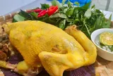 Mẹo luộc gà không cần nước, gà ngọt lịm, thơm phức lại không bị đỏ xương