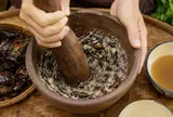 Tại sao nấu canh cua giã tay sẽ ngon dùng máy xay?