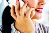 Tại sao các hãng điện thoại ngày nay không cho bạn tự thay pin dễ dàng?