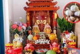 Tại sao tháng 7 âm lịch nhiều người thích đặt tỏi lên bàn thờ Thần Tài?